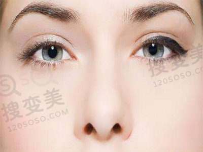 西安双眼皮/隆鼻哪家医院医生好？