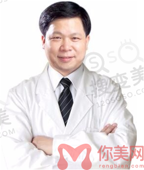李雯