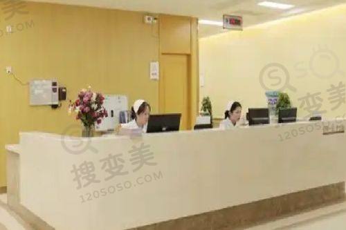 重庆松山医院怎么样?看了做正颌手术的牙友口碑都说正规又好——医生团队