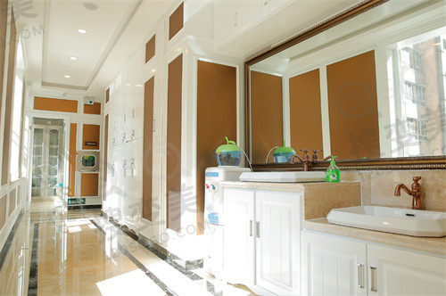 上海艾丽特口腔门诊部